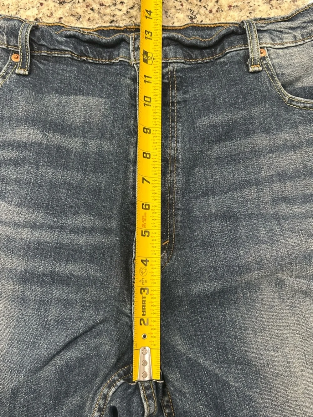 Levi's 559 Men's Whiskered Stretch Blue Straight Relaxed‎ Jeans 44x32 Distressed